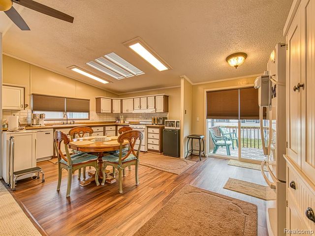 29403 Wedgewood, Flat Rock, MI 48134