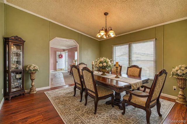 29403 Wedgewood, Flat Rock, MI 48134