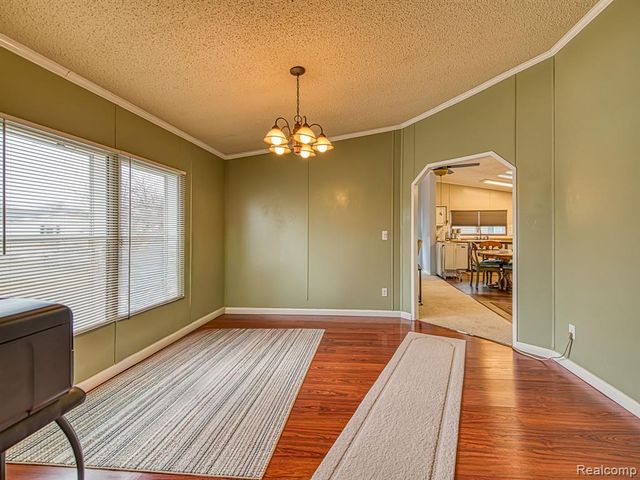 29403 Wedgewood, Flat Rock, MI 48134