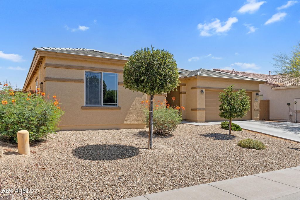 18624 W MOUNTAIN VIEW Road, Waddell, AZ 85355 — photo 3