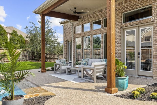 2350 Crest Pointe Place, Frisco, TX 75034