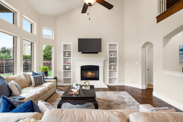 2350 Crest Pointe Place, Frisco, TX 75034