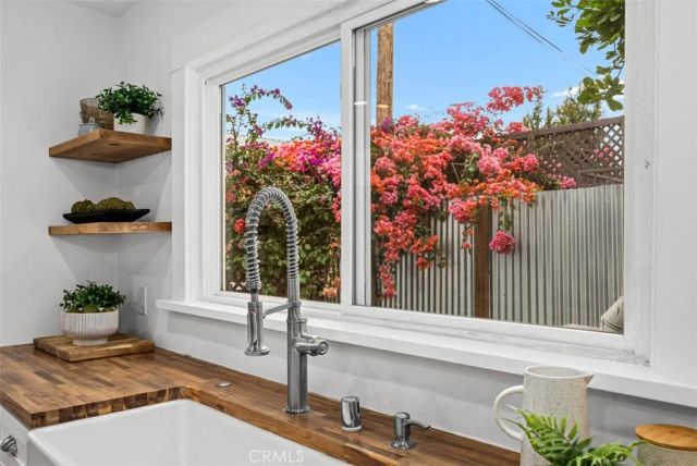1014 Gaviota Avenue, Long Beach, CA 90813