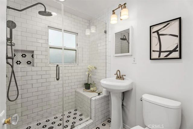 1014 Gaviota Avenue, Long Beach, CA 90813