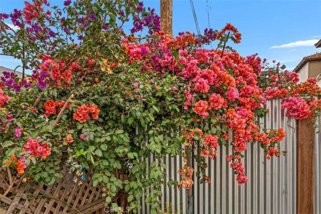1014 Gaviota Avenue, Long Beach, CA 90813
