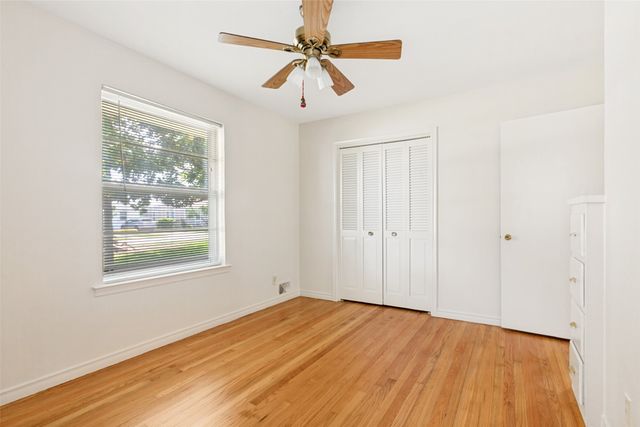 325 Hillside Avenue, Richardson, TX 75081