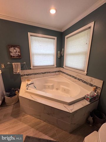 161 HAYES MILL RD, Atco, NJ 08004