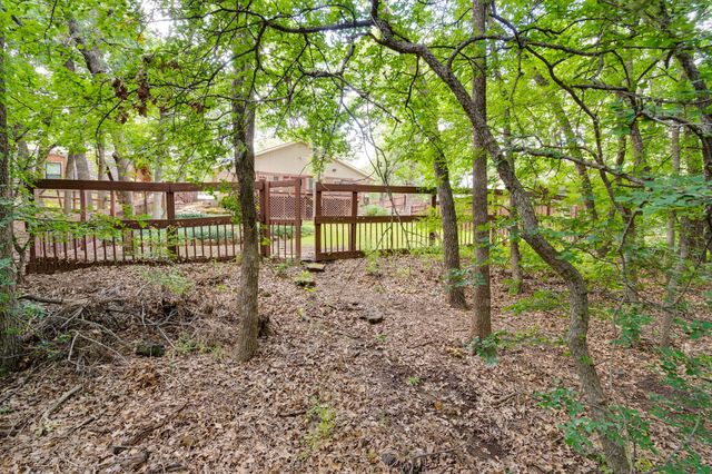 2086 Breezywood Drive, Flower Mound, TX 75022