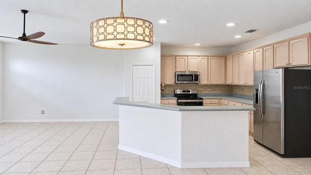 321 CORVINA DRIVE, Davenport, FL 33897