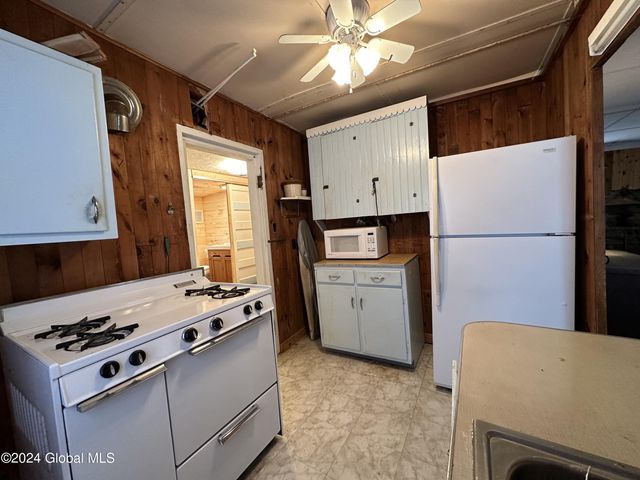 4 Clark Street, Greenfield, NY 12850
