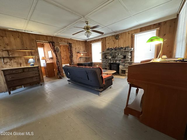 4 Clark Street, Greenfield, NY 12850