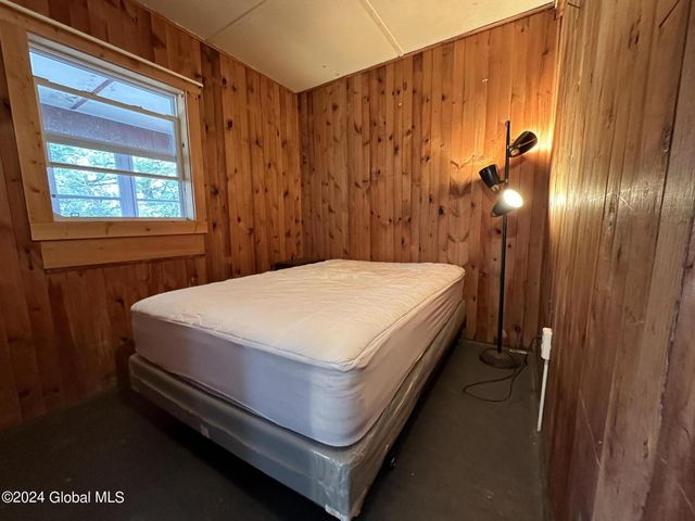 4 Clark Street, Greenfield, NY 12850