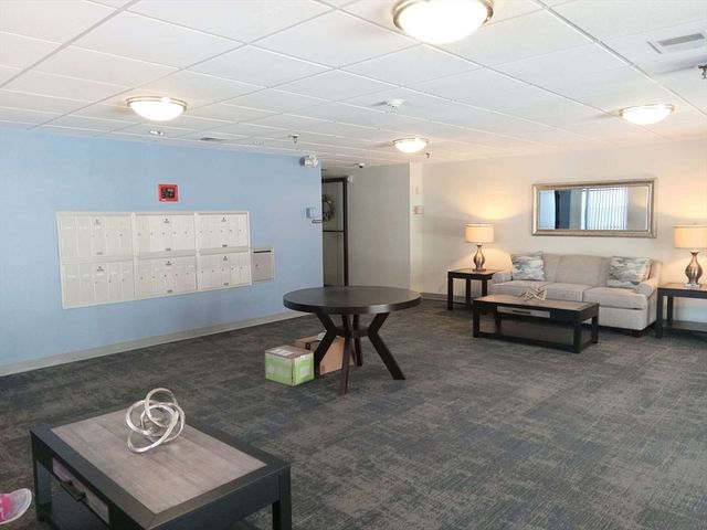 12 Mount Vernon St 25, Melrose, MA 02176