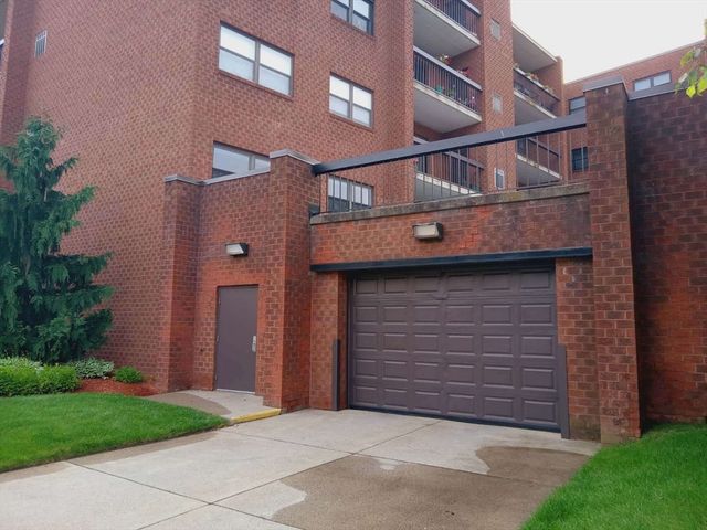 12 Mount Vernon St 25, Melrose, MA 02176