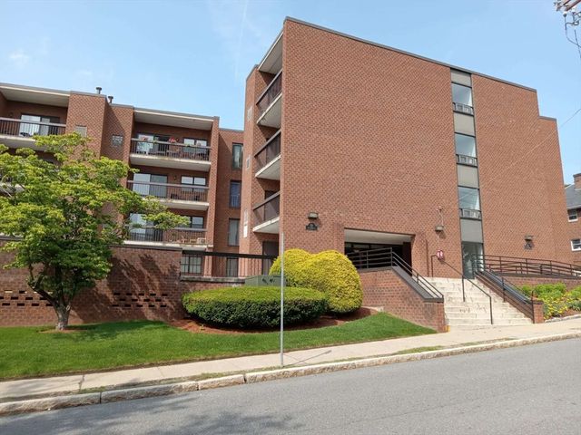 12 Mount Vernon St 25, Melrose, MA 02176