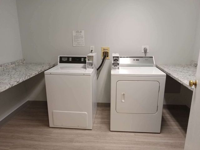 12 Mount Vernon St 25, Melrose, MA 02176