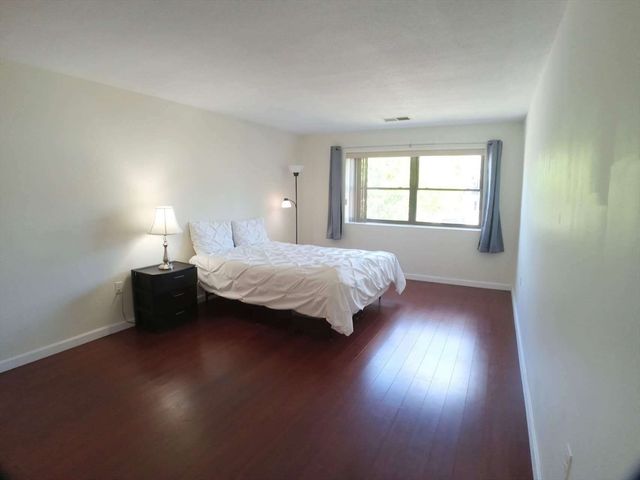 12 Mount Vernon St 25, Melrose, MA 02176