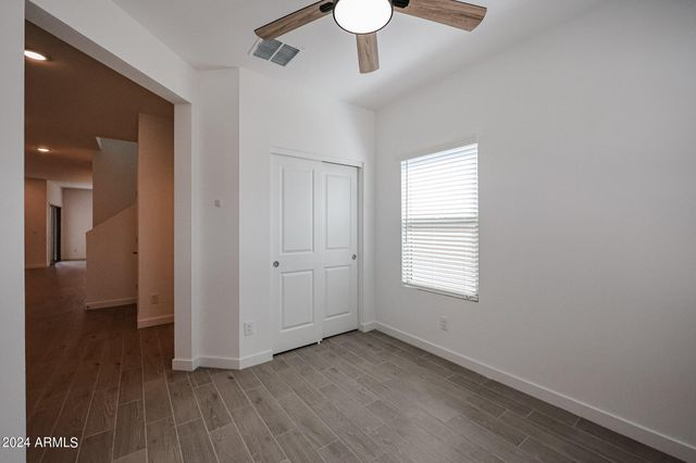 7917 N 79th Avenue, Glendale, AZ 85303