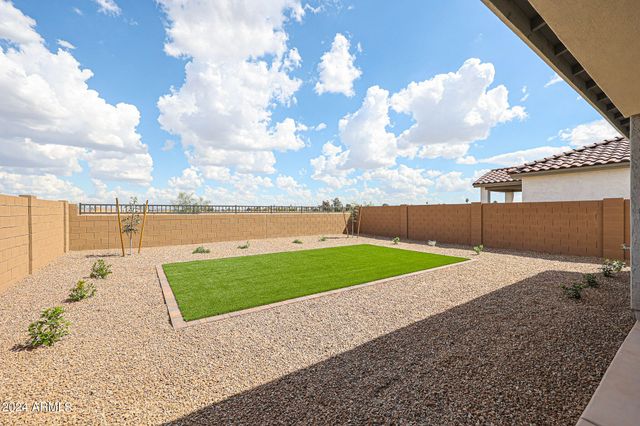 7917 N 79th Avenue, Glendale, AZ 85303