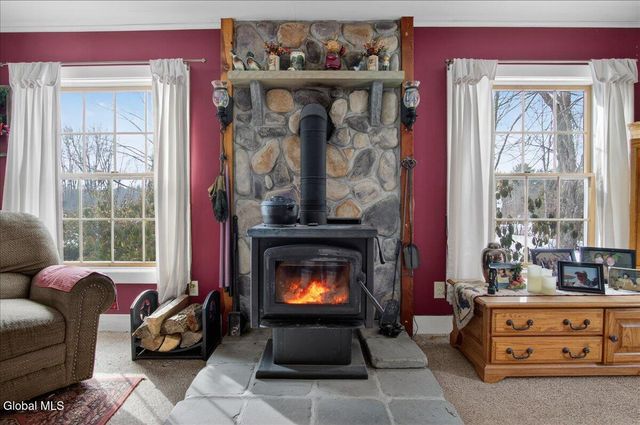 45 Graves Road, Stillwater, NY 12118