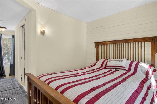 45 Graves Road, Stillwater, NY 12118