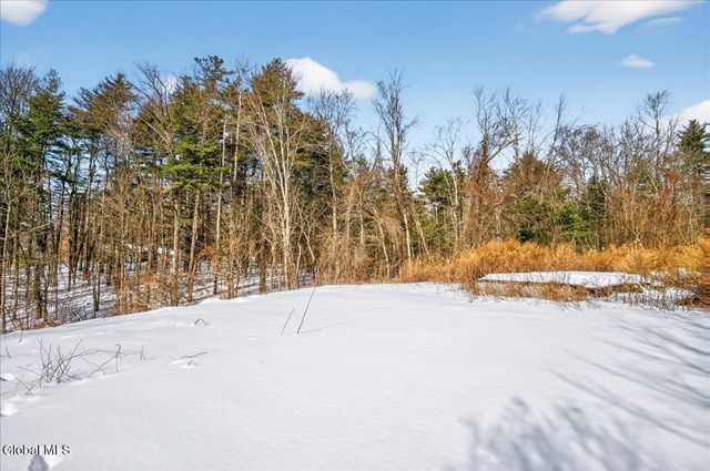 45 Graves Road, Stillwater, NY 12118