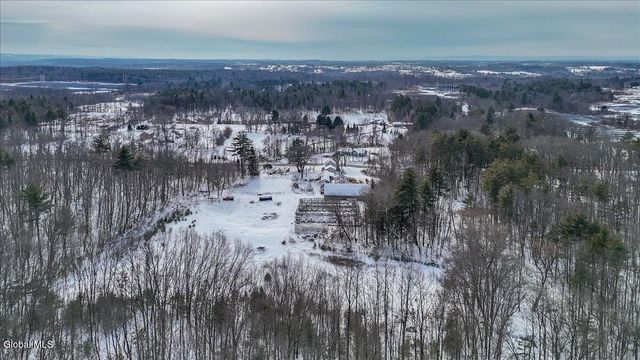 45 Graves Road, Stillwater, NY 12118