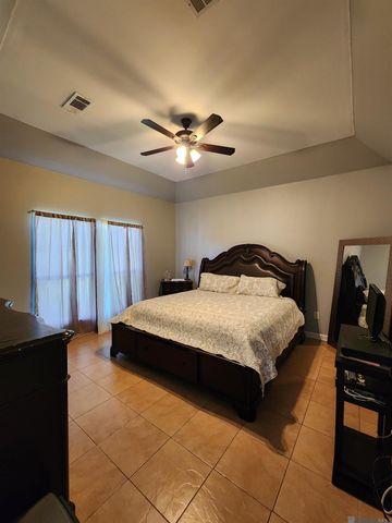 10460 Birchwood Dr, Baton Rouge, LA 70807