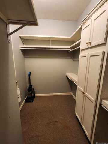 10460 Birchwood Dr, Baton Rouge, LA 70807