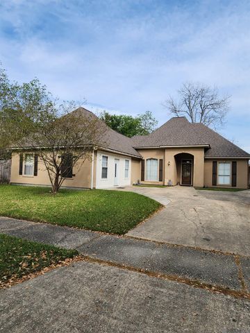 10460 Birchwood Dr, Baton Rouge, LA 70807
