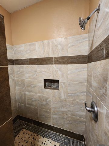 10460 Birchwood Dr, Baton Rouge, LA 70807