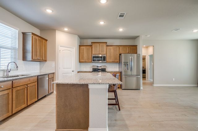 221 Lonicera Lane, Paradise, TX 76073