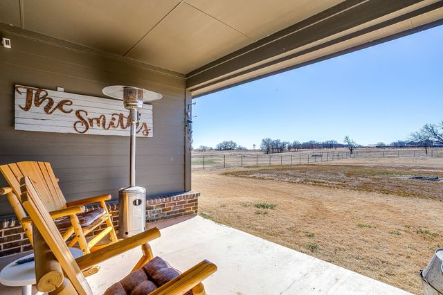 221 Lonicera Lane, Paradise, TX 76073