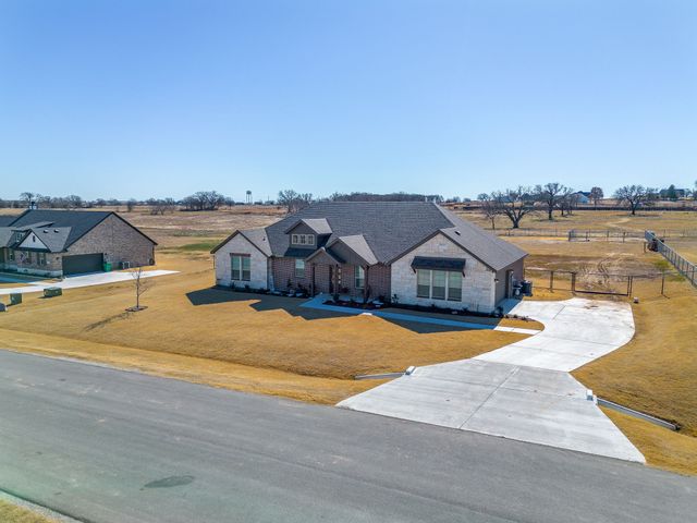 221 Lonicera Lane, Paradise, TX 76073