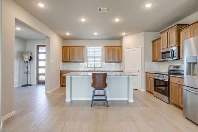 221 Lonicera Lane, Paradise, TX 76073