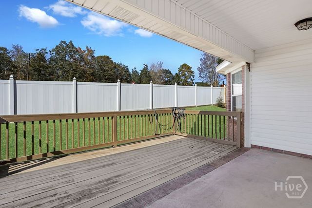 111 Harvest Drive, Springfield, GA 31329