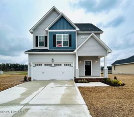 253 Browns Ferry Road, Jacksonville, NC 28546