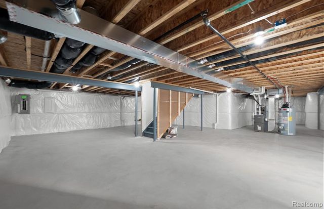 20505 West Kilburn Drive, Macomb, MI 48044