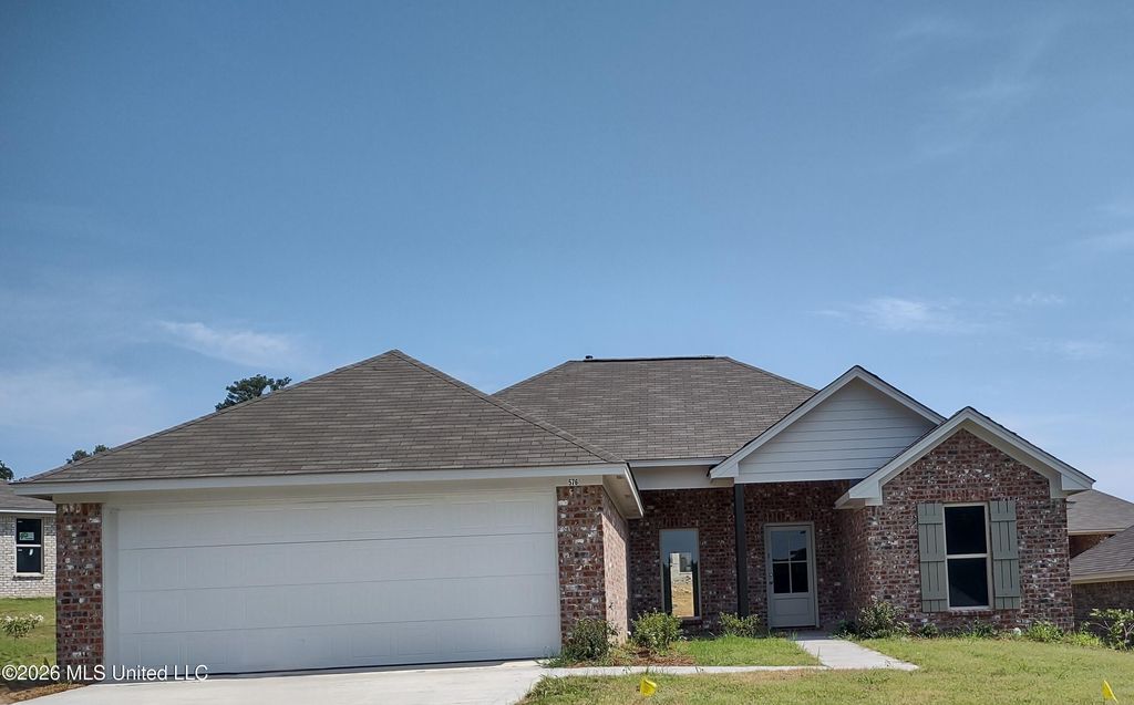 576 Silver Hill Drive, Pearl, MS 39208