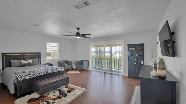 550 C Bud Stockton LOOP, Jarrell, TX 76537