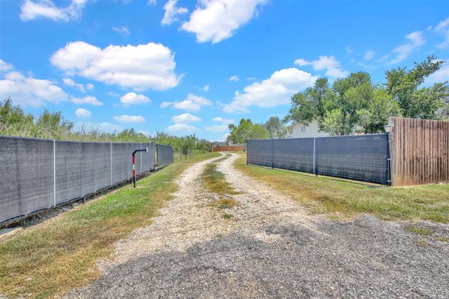 550 C Bud Stockton LOOP, Jarrell, TX 76537