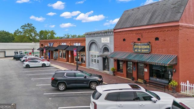 171 Hight Point Drive, Hoschton, GA 30548