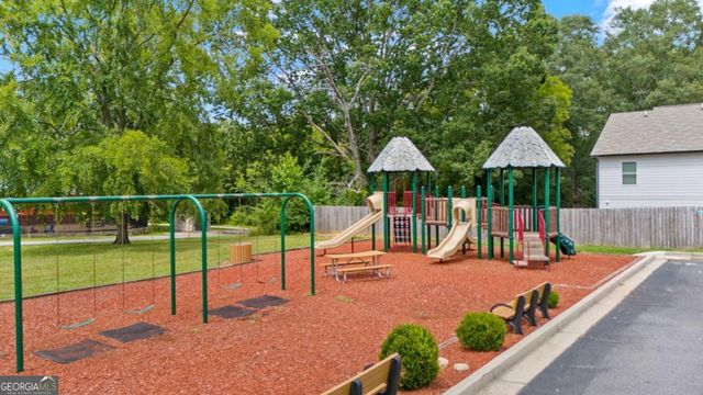 171 Hight Point Drive, Hoschton, GA 30548