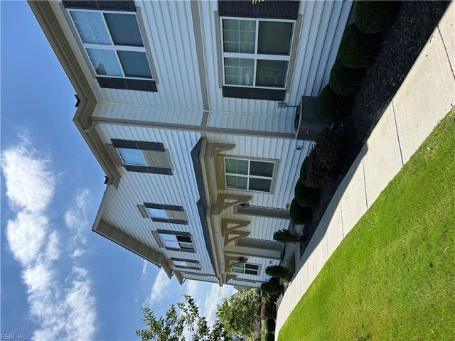 3984 Trenwith LN, Virginia Beach, VA 23456