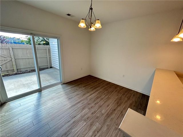 3984 Trenwith LN, Virginia Beach, VA 23456