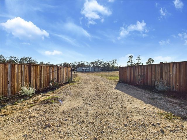 2893 County Road 316, Caldwell, TX 77836