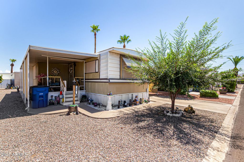 2650 W UNION HILLS Drive 50, Phoenix, AZ 85027 — exterior