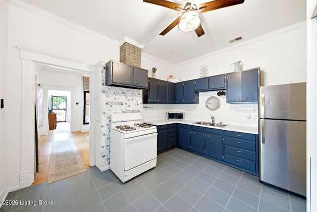 703 W Evelyn Ave, Louisville, KY 40215