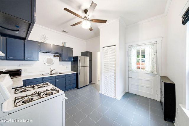 703 W Evelyn Ave, Louisville, KY 40215