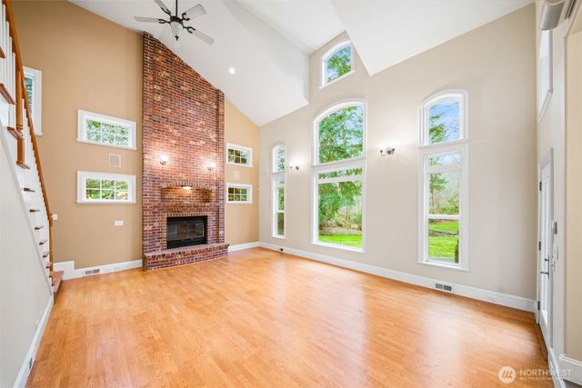 6221 63rd Avenue NE, Olympia, WA 98516